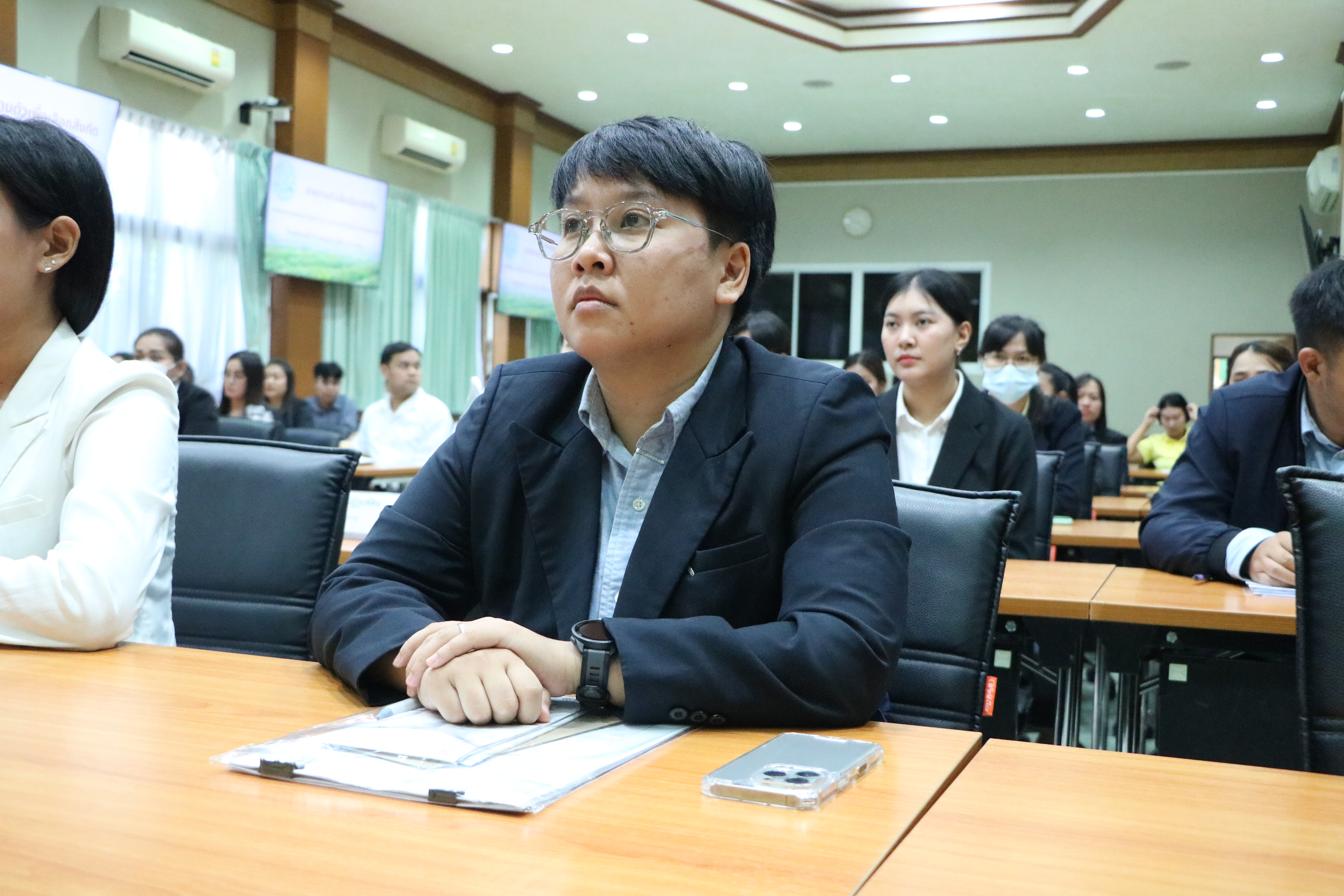 title - ส.ป.ก. รับรายงานตัวเพื่อบรรจุและแต่งตั้งเป็นข้าราชการพลเรือนสามัญ